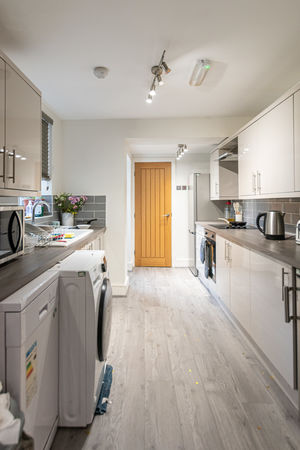 Photo 9- click for photo gallery